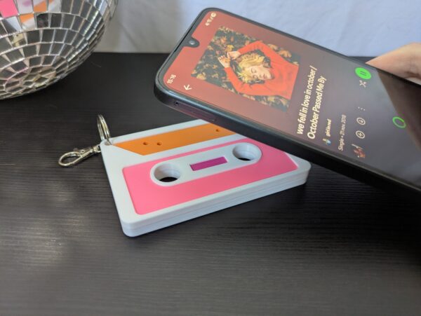 Porte-clés Cassette NFC – La Mixtape 2.0